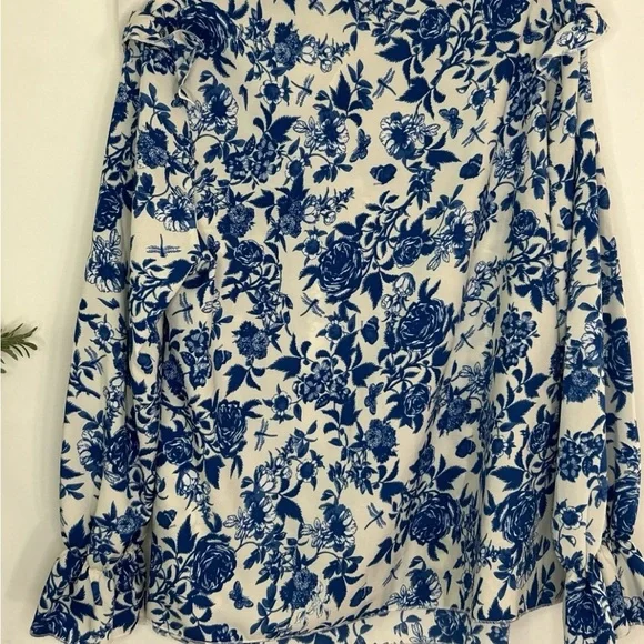 SHEIN Light Blue Distressed Blouse - Picture 8 of 8